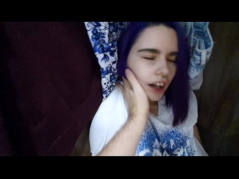 ❤️ Na maua lo'u tuafafine i totonu o le kapoti ma fesoasoani ia te ia e fa'ama ❤ Pono ❤